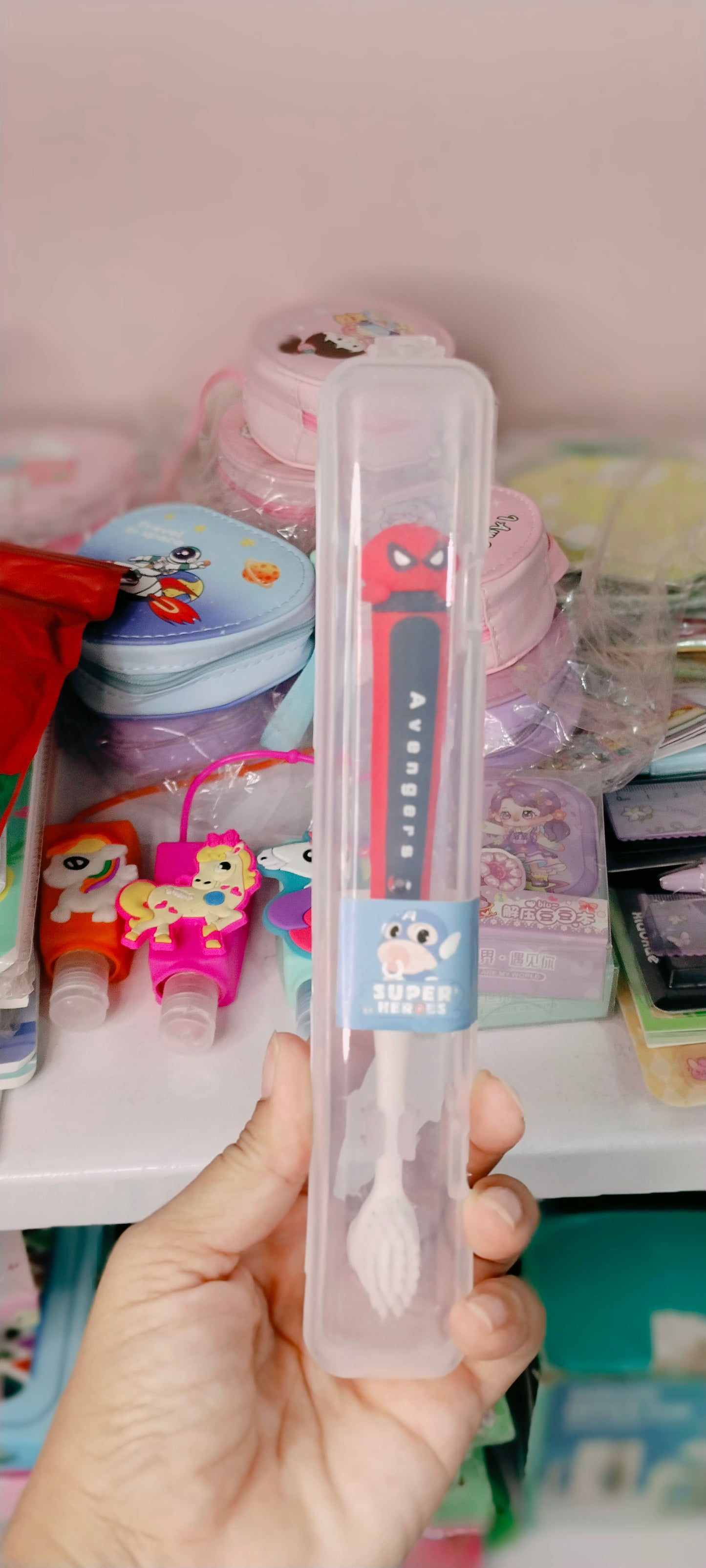 Kid's toothbrush superhero super cute designs with plastic box no battery required