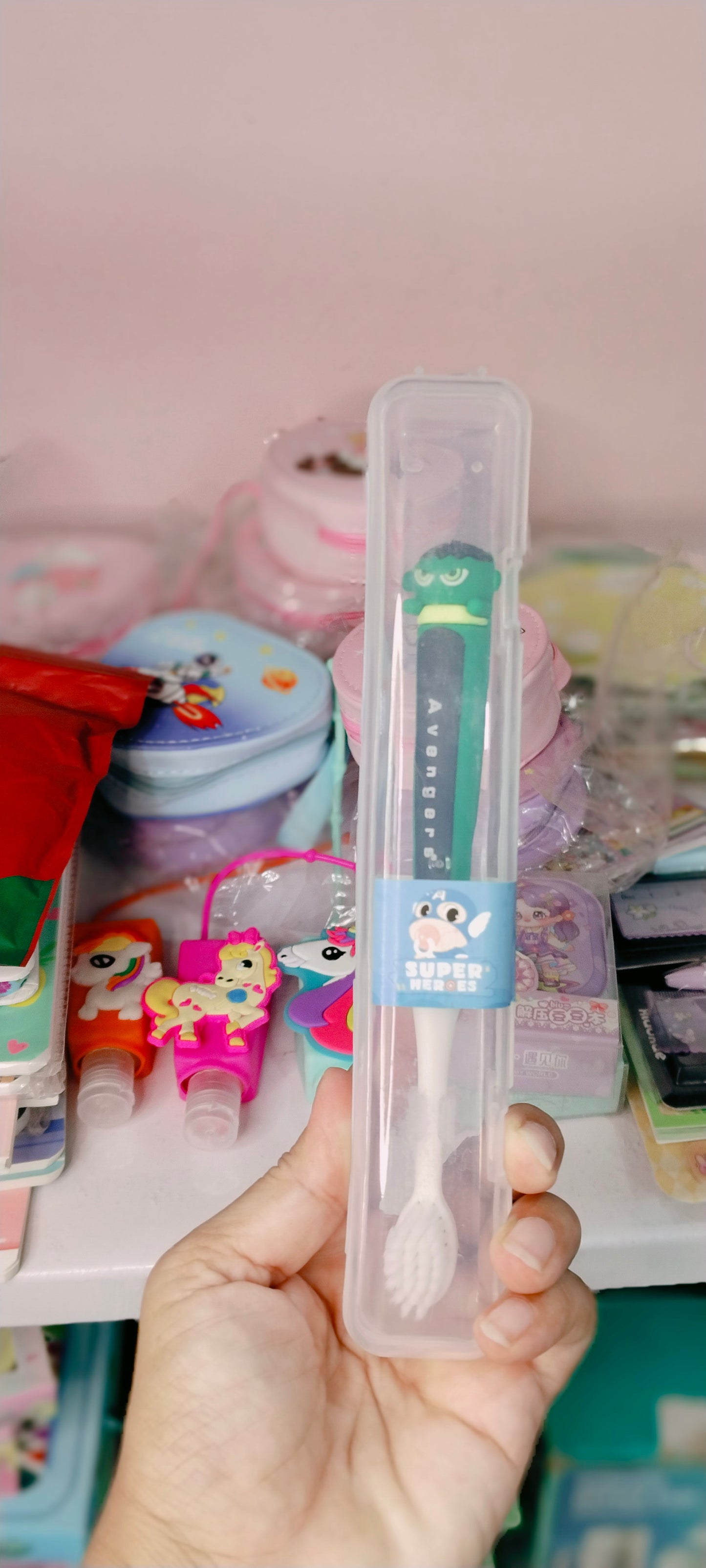 Kid's toothbrush superhero super cute designs with plastic box no battery required