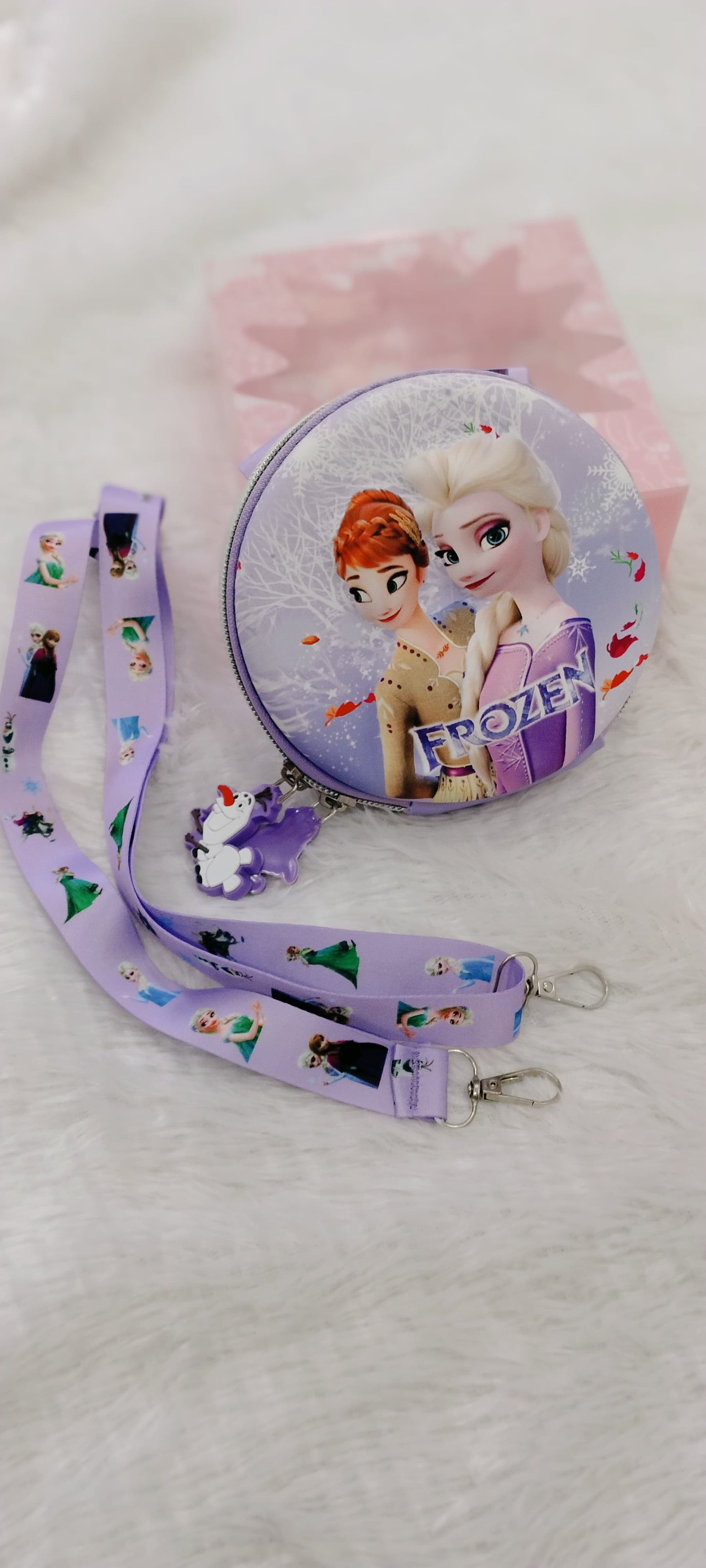 Round Sling Bag